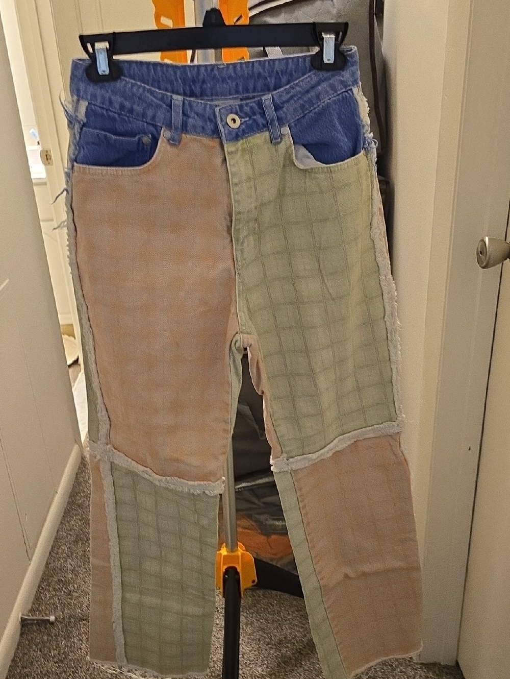 $5 - MUST BUNDLE - Patchwork Ankle-Cropped Jeans - Green & Peach